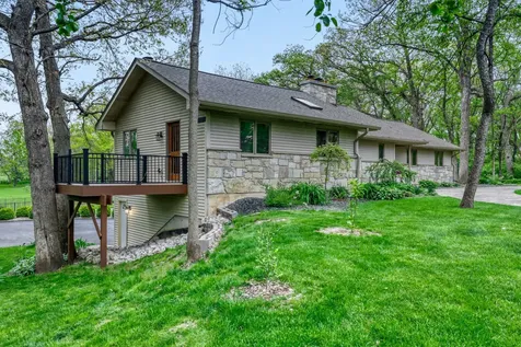 39W526 Lori Lane Elgin IL 60124