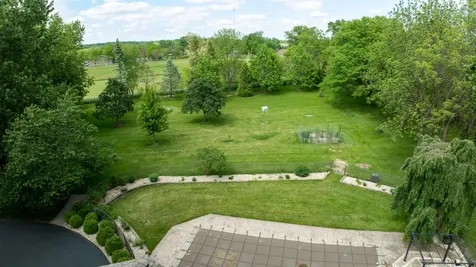 39W526 Lori Lane Elgin IL 60124