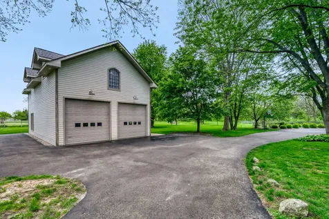 39W526 Lori Lane Elgin IL 60124