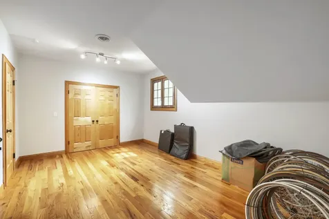 39W526 Lori Lane Elgin IL 60124