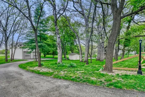 39W526 Lori Lane Elgin IL 60124