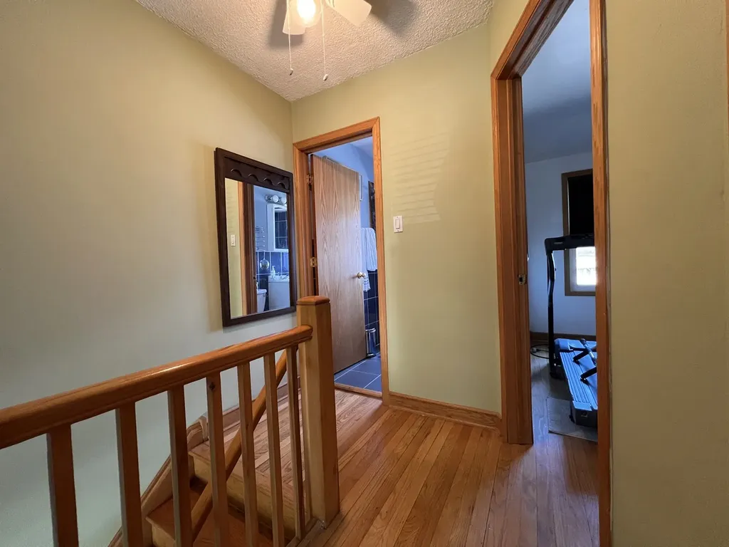 6457 South Long Avenue Chicago IL 60638