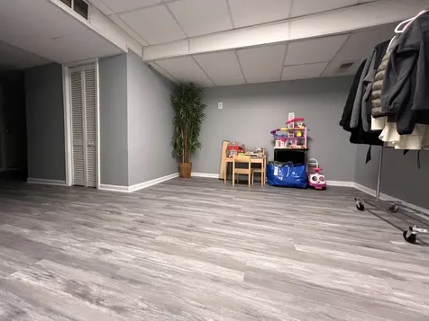 6457 South Long Avenue Chicago IL 60638