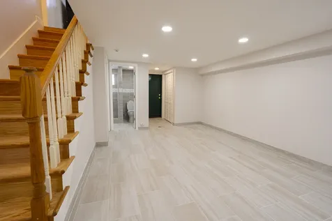 734 East 105th Street Chicago IL 60628