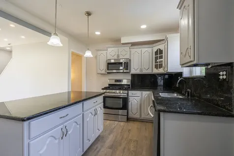 734 East 105th Street Chicago IL 60628