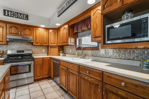12317 North 1100 East Road Catlin IL 61817