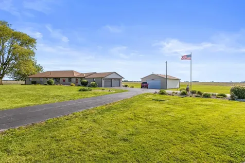 12317 North 1100 East Road Catlin IL 61817