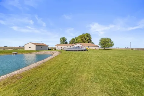 12317 North 1100 East Road Catlin IL 61817