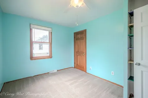 1515 Elmwood Avenue Dekalb IL 60115