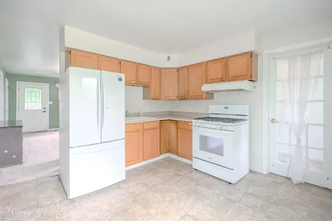 1515 Elmwood Avenue Dekalb IL 60115