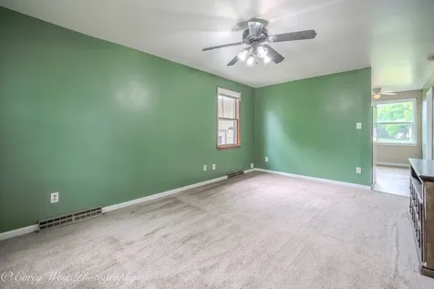 1515 Elmwood Avenue Dekalb IL 60115