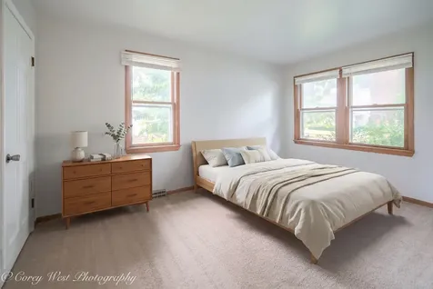 1515 Elmwood Avenue Dekalb IL 60115
