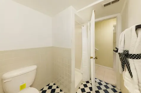 1403 East Lowden Avenue Wheaton IL 60189