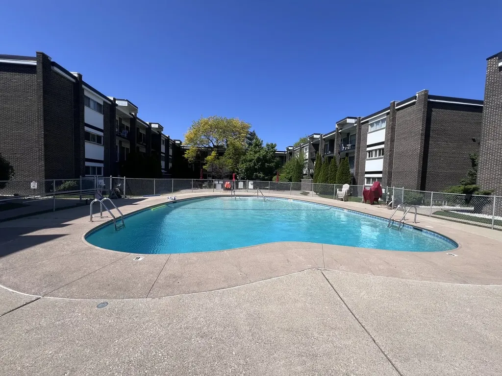 10125 Cherry Parkway Skokie IL 60076