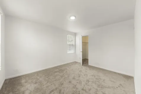707 Hoover Drive Oswego IL 60543