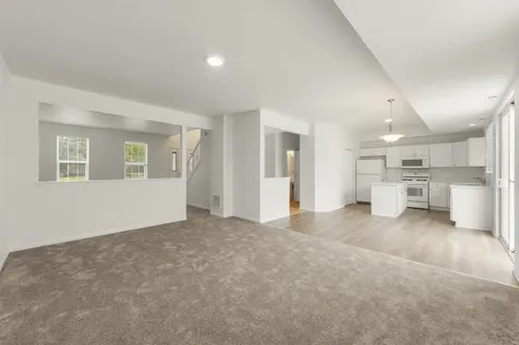 707 Hoover Drive Oswego IL 60543
