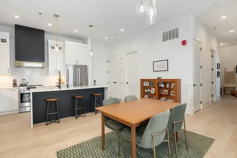 4405 North Richmond Street Chicago IL 60625