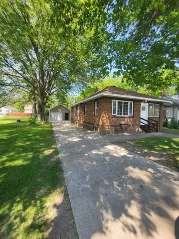 1406 South Bloomington Street Streator IL 61364