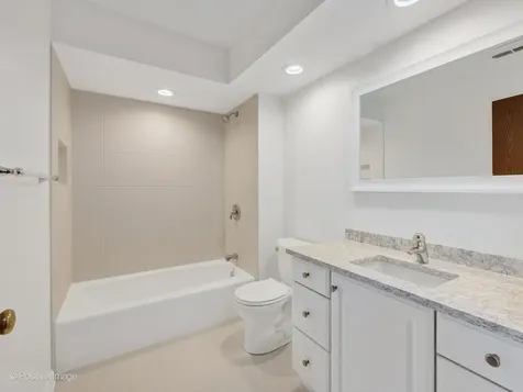 375 West Woodworth Place Roselle IL 60172