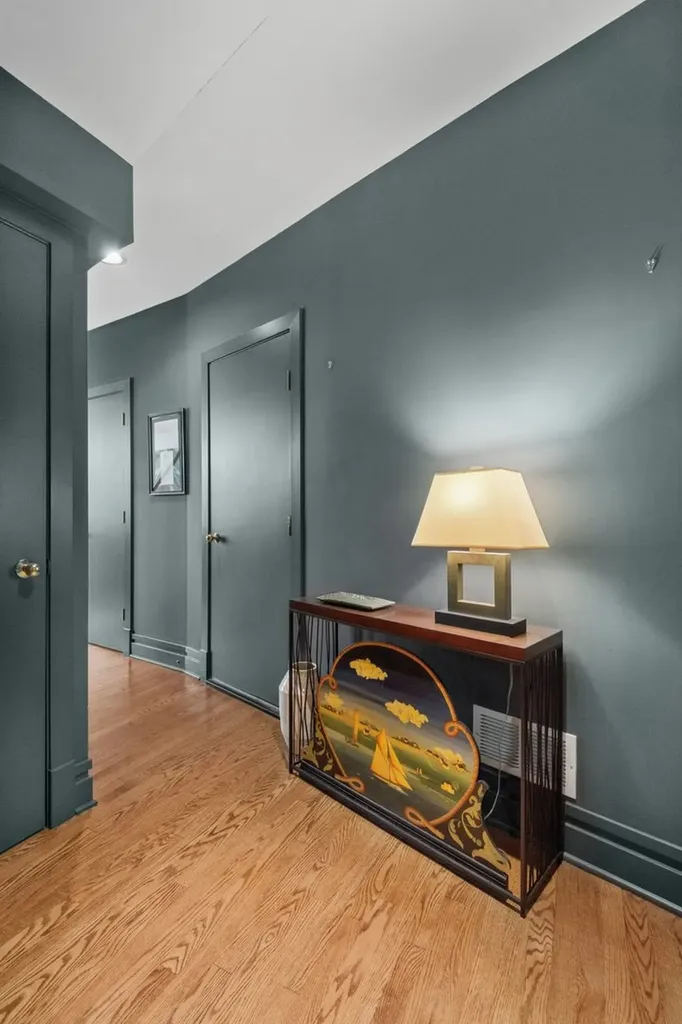 3100 North Kenmore Avenue Chicago IL 60657