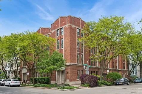 3100 North Kenmore Avenue Chicago IL 60657