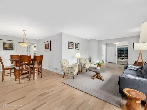 16W660 89TH Place Willowbrook IL 60527
