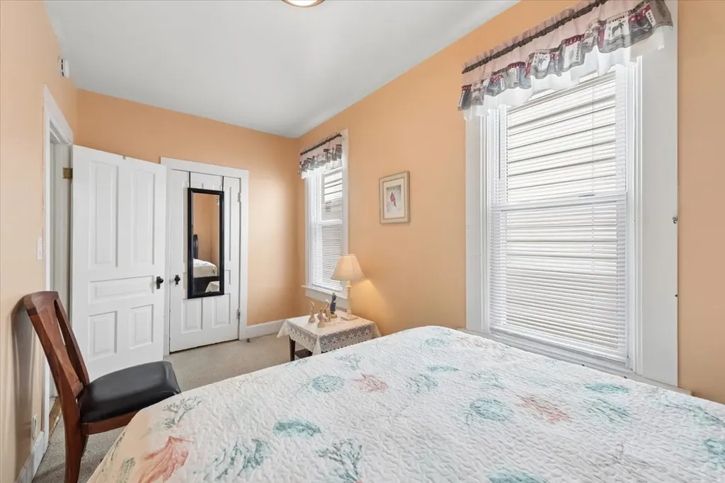 4924 North Seeley Avenue Chicago IL 60625