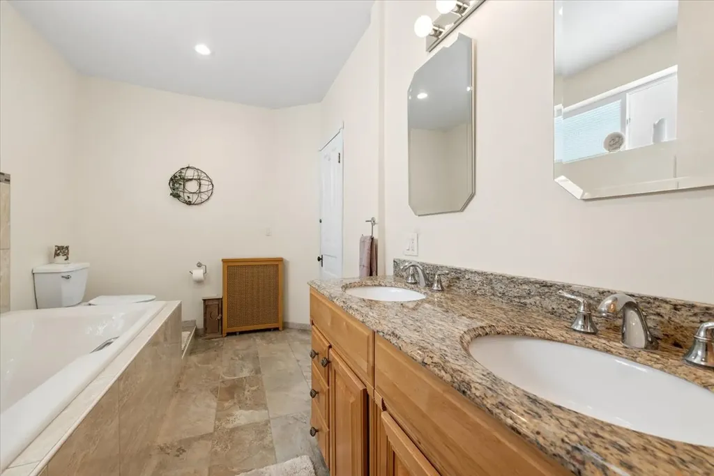 4924 North Seeley Avenue Chicago IL 60625