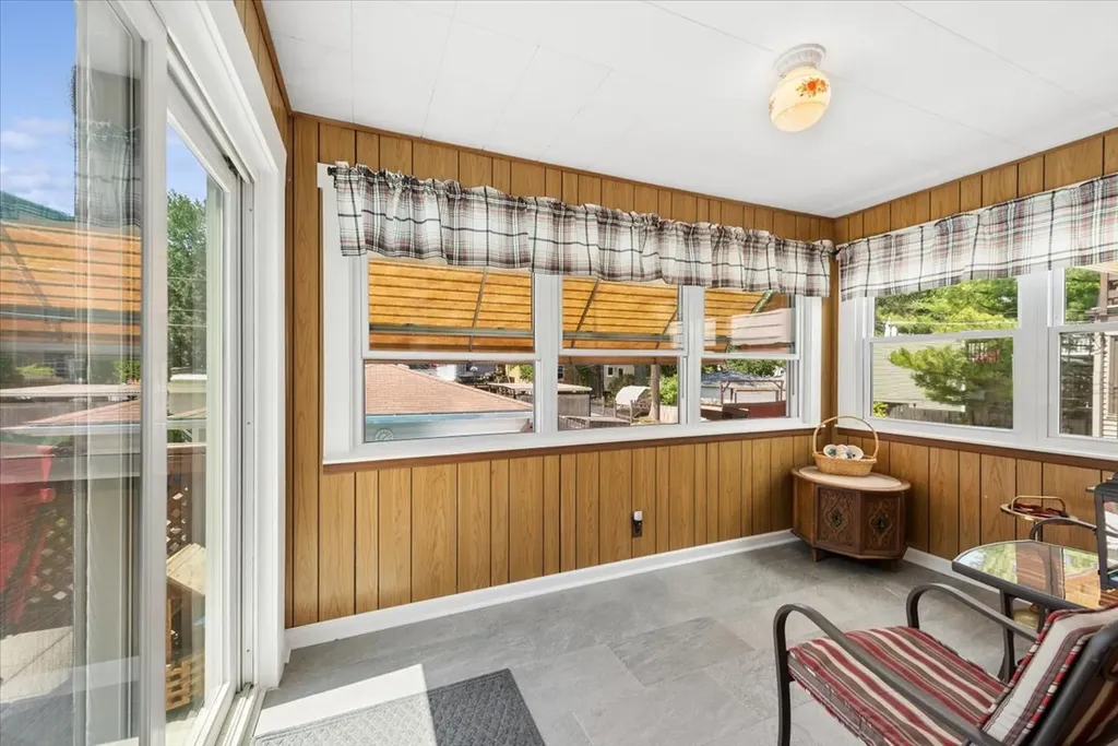 4924 North Seeley Avenue Chicago IL 60625
