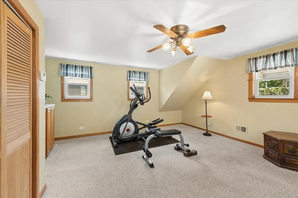 4924 North Seeley Avenue Chicago IL 60625