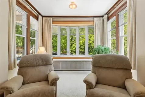4924 North Seeley Avenue Chicago IL 60625
