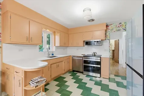 9237 Lincolnwood Drive Evanston IL 60203