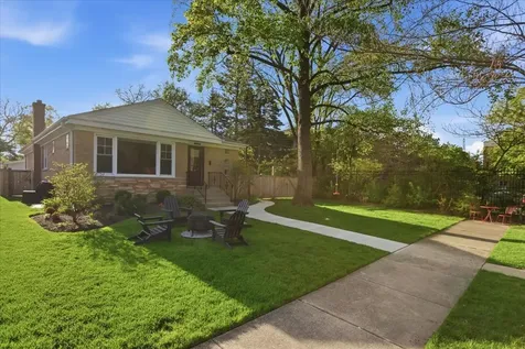 9237 Lincolnwood Drive Evanston IL 60203