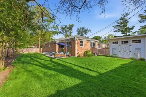 9237 Lincolnwood Drive Evanston IL 60203