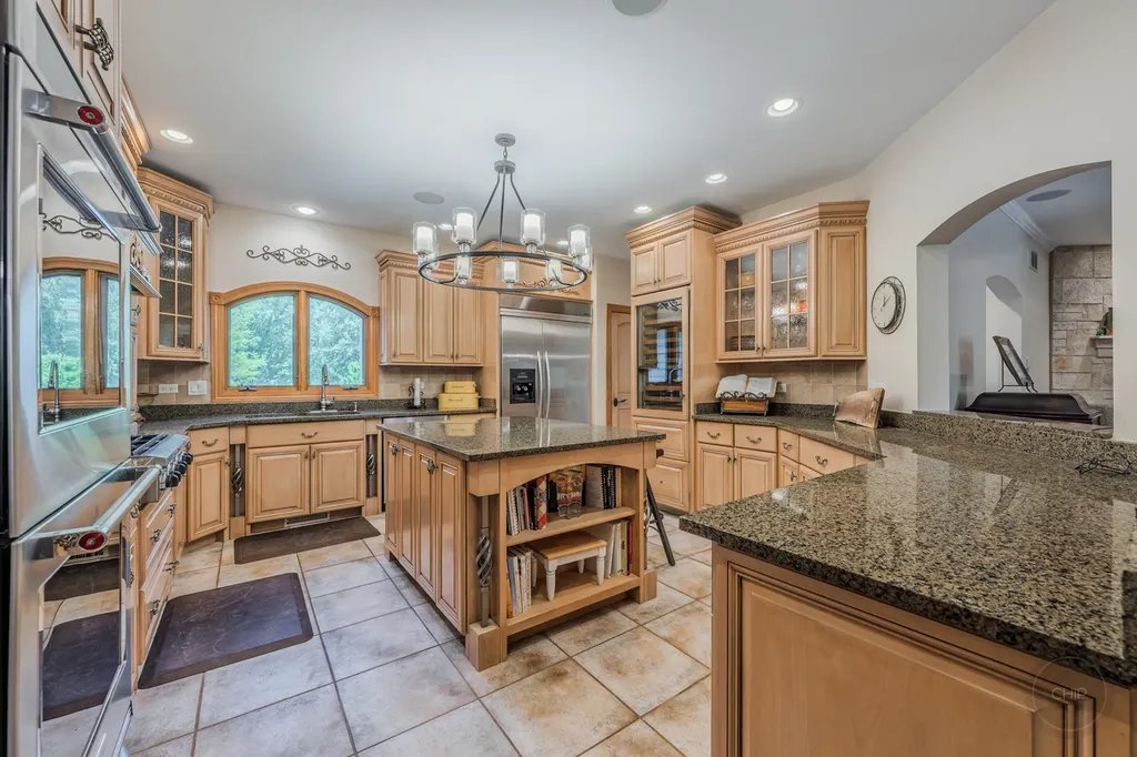 16420 South River Road Plainfield IL 60586
