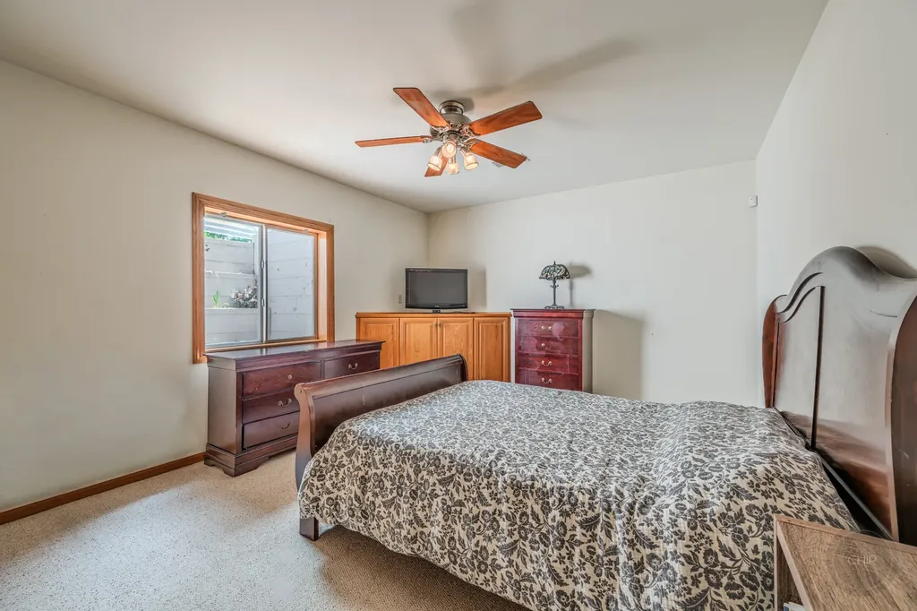 16420 South River Road Plainfield IL 60586