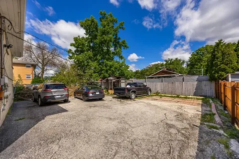7730 Ogden Avenue Lyons IL 60534