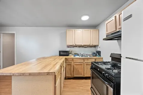 7730 Ogden Avenue Lyons IL 60534