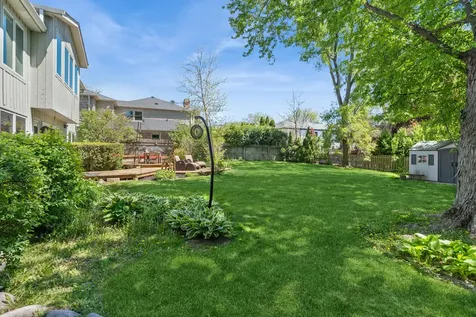 828 Woodleigh Avenue Highland Park IL 60035