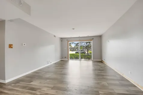 3A Kingery Quarter Willowbrook IL 60527