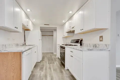 3A Kingery Quarter Willowbrook IL 60527