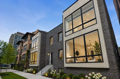 4717 South Ingleside Avenue Chicago IL 60615