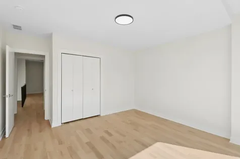 4717 South Ingleside Avenue Chicago IL 60615