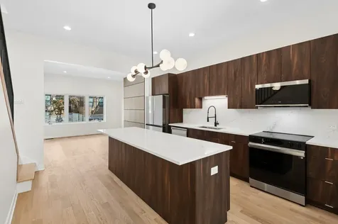 4717 South Ingleside Avenue Chicago IL 60615