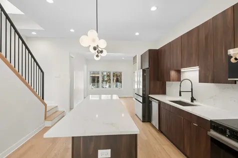 4717 South Ingleside Avenue Chicago IL 60615