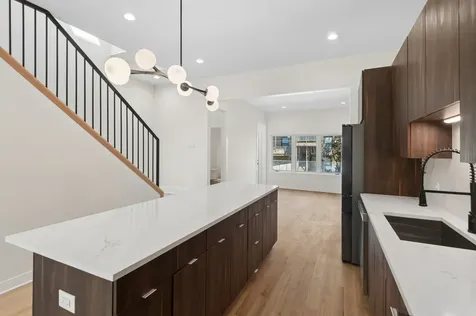 4717 South Ingleside Avenue Chicago IL 60615