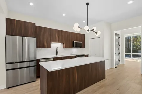 4717 South Ingleside Avenue Chicago IL 60615