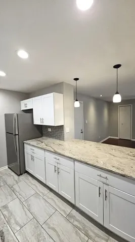 10910 South Kilpatrick Avenue Oak Lawn IL 60453