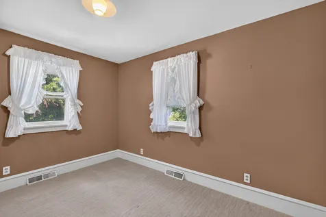 706 Fuller Avenue Streator IL 61364