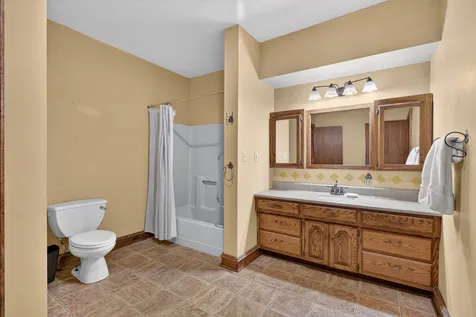 706 Fuller Avenue Streator IL 61364